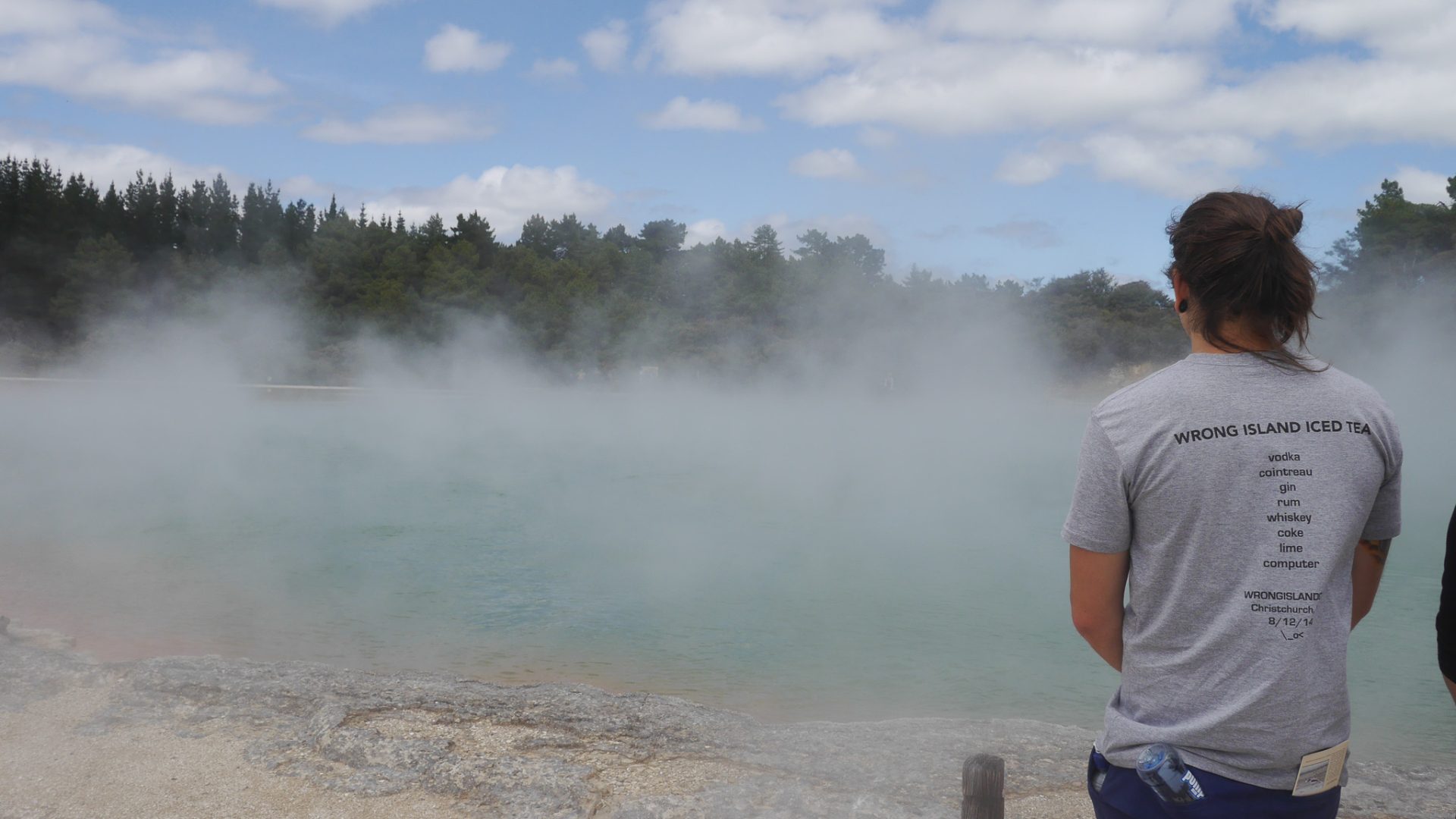 champagne pool